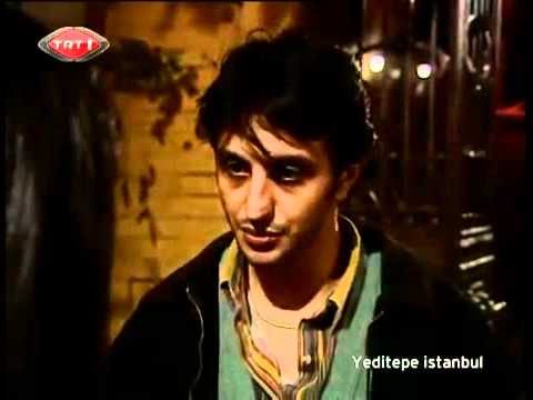 Yeditepe İstanbul, 2000'li yıllarının İstanbul' unun en sıcak ve samimi semtlerinden Balat'ta geçer ve içimizden insanların anlamlı hikayelerini konu alır.